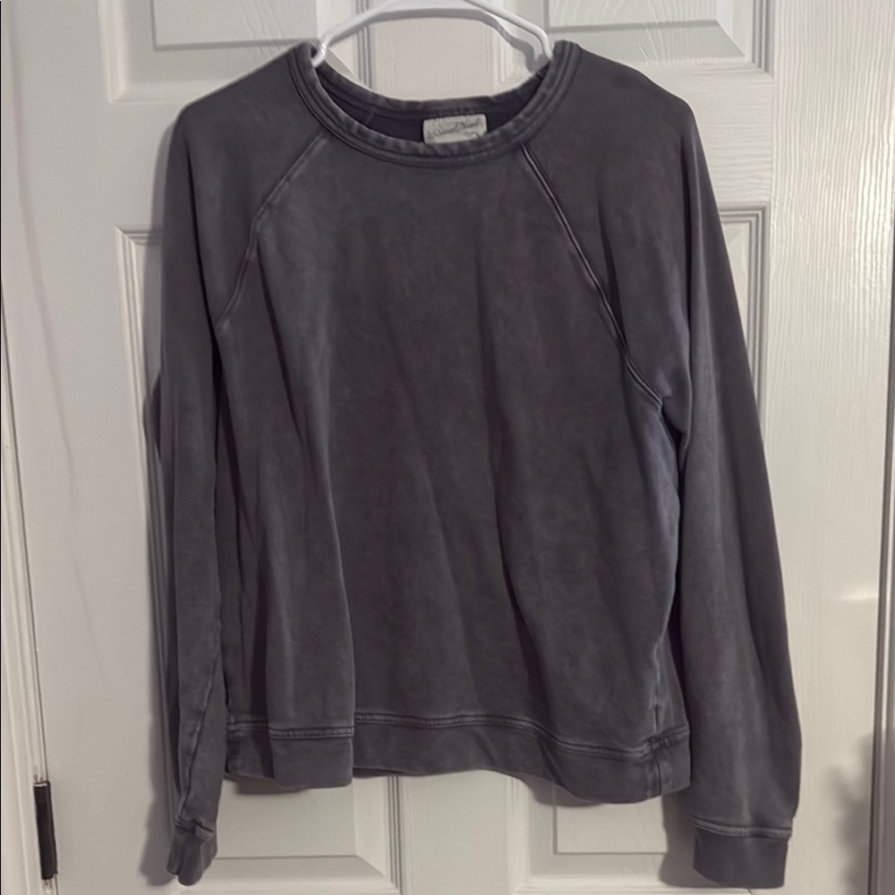 Gray Raglan Sweatshirt